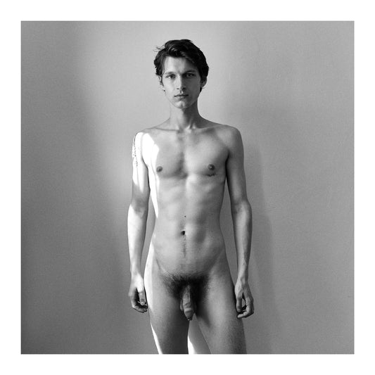 chiaro scuro black and white male nude fine art photography by lucas castro pardo